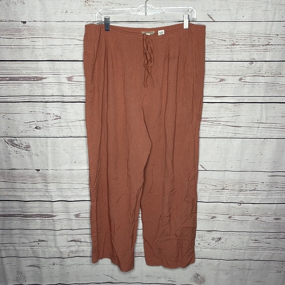 Ann Taylor Pants - Ann Taylor Loose Fit Flowy Pants Sz Small!